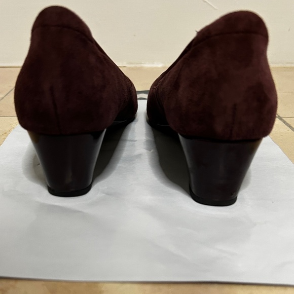 Clarks Women's 6.5 Wide Plum Purple Suede Like Pump Wedding Event Holiday Shoea - Picture 4 of 12